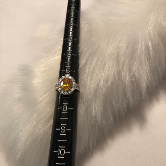 Ring - Picture 3 of 3